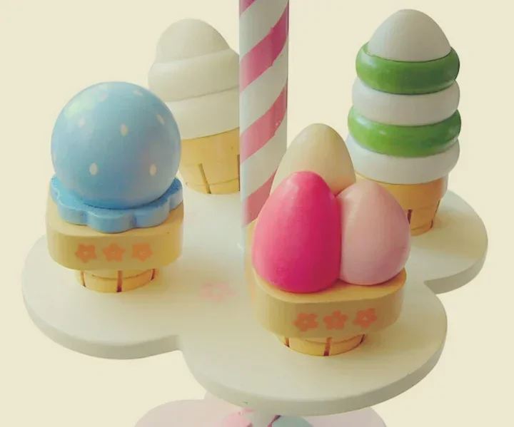 [Divertido] Madre de madera jardín fresa tres capas pastel helado soporte bloques juego de imitación casa cocina juguete cocina regalo