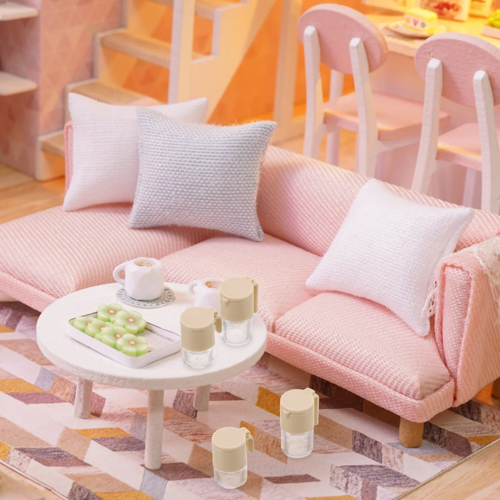 

Набор из 4 миниатюрных баночек для приправ: реалистичные крошечные бутылочки для масла и соевого соуса для кукольного домика, кухонного декора, тонкая работа, для специй