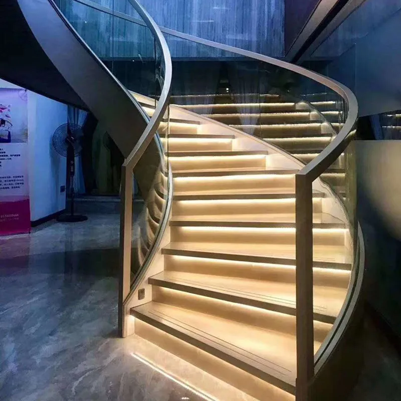 Step induction intelligent staircase step light with led chasing light