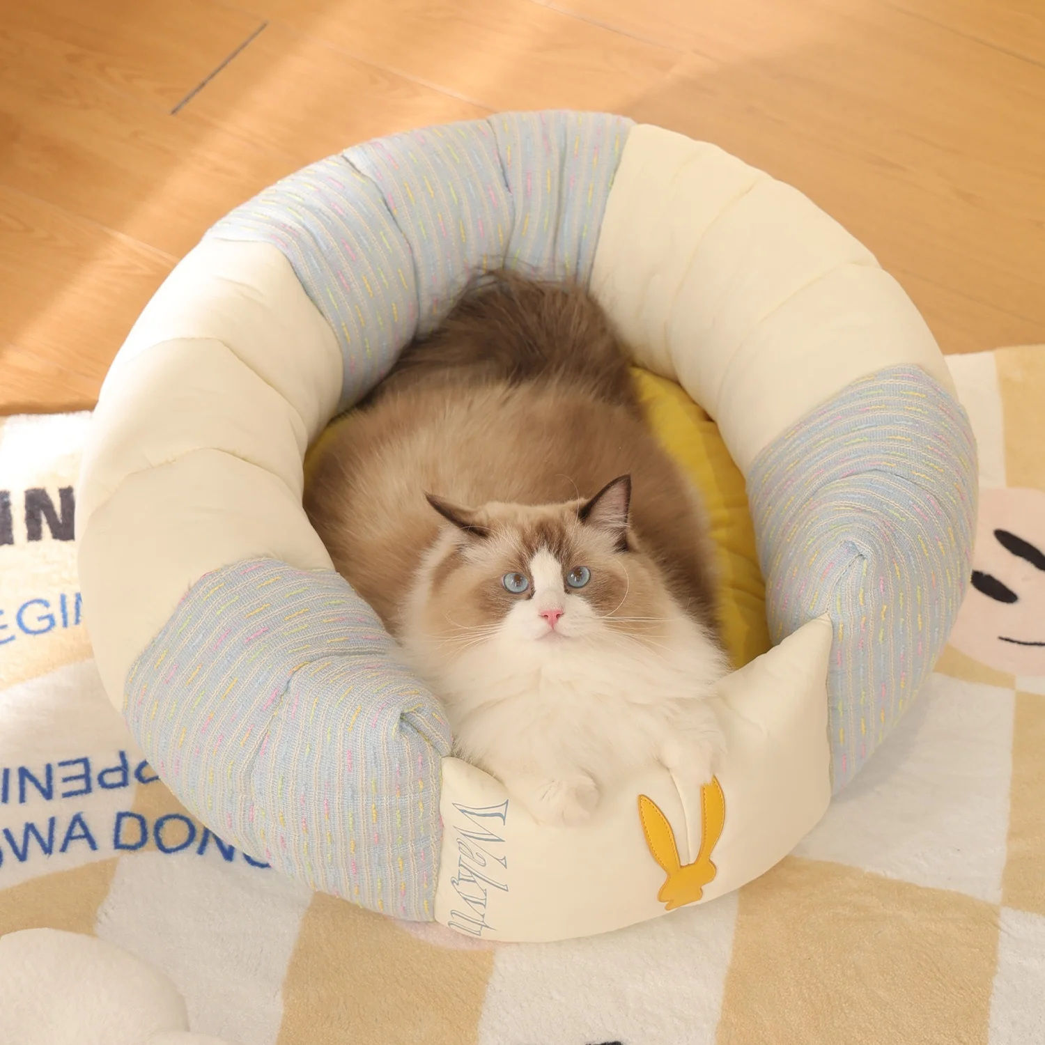 

High-end donut-shaped cat bed Non-Slip Bottom Round Donut Cat and Dog Cushion Bed Super Soft Durable Fabric Luxury Pet beds