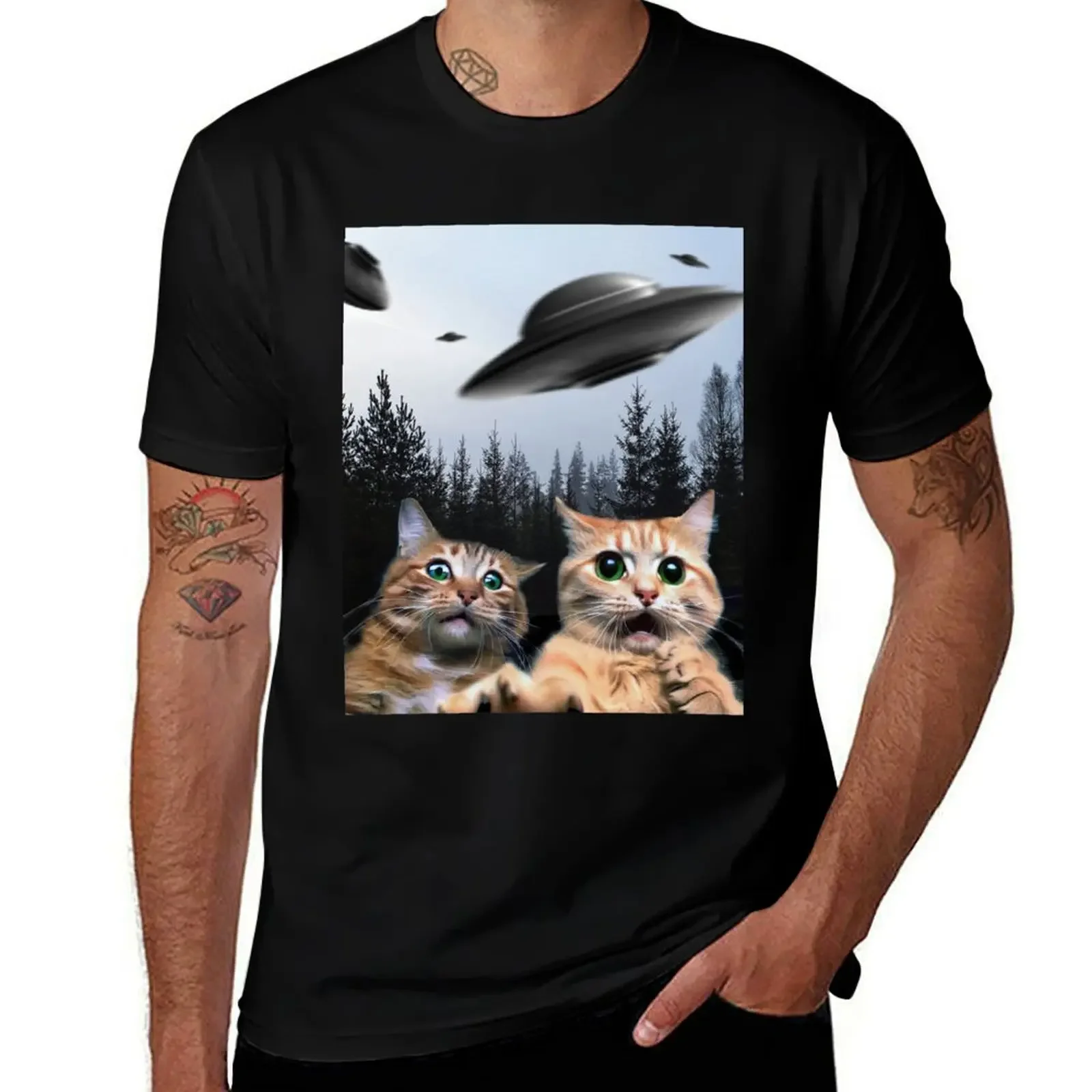 

Funny Cat Selfie with UFOs T-Shirt shirts graphic tee baggy shirts anime tshirt vintage t shirt men