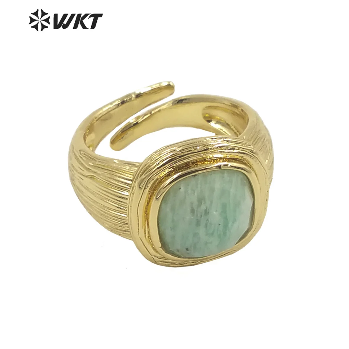 WT-R455 New Design Satin Finished Simple Women Ring 18k Gold Plated Square Colored Stone Gemstone Party Accessories