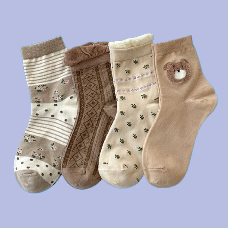 4/8 Paar Frauen Mittels ocken japanische süße rote Bär Frauen Herbst und Winter Mode kreative neue Socken Braunbär Socken