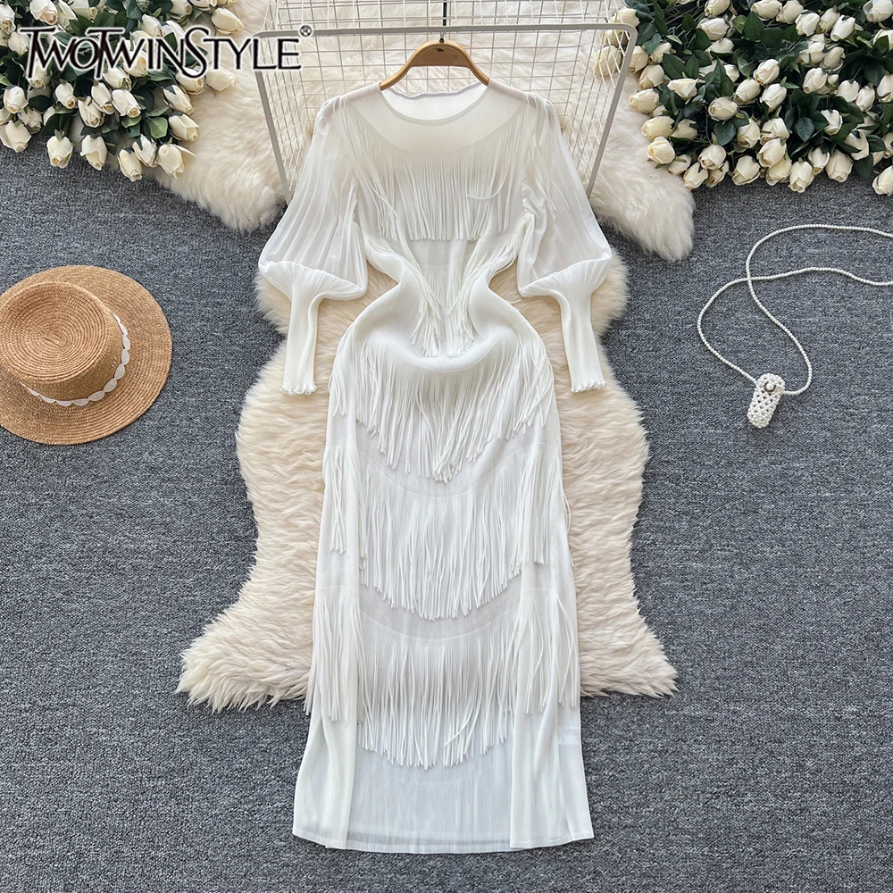 

TWOTWINSTYLE Solid Spliced Tassel Dresses For Women Round Neck Lantern Sleeve High Waist Slim Temperament Dress Female KDR517436