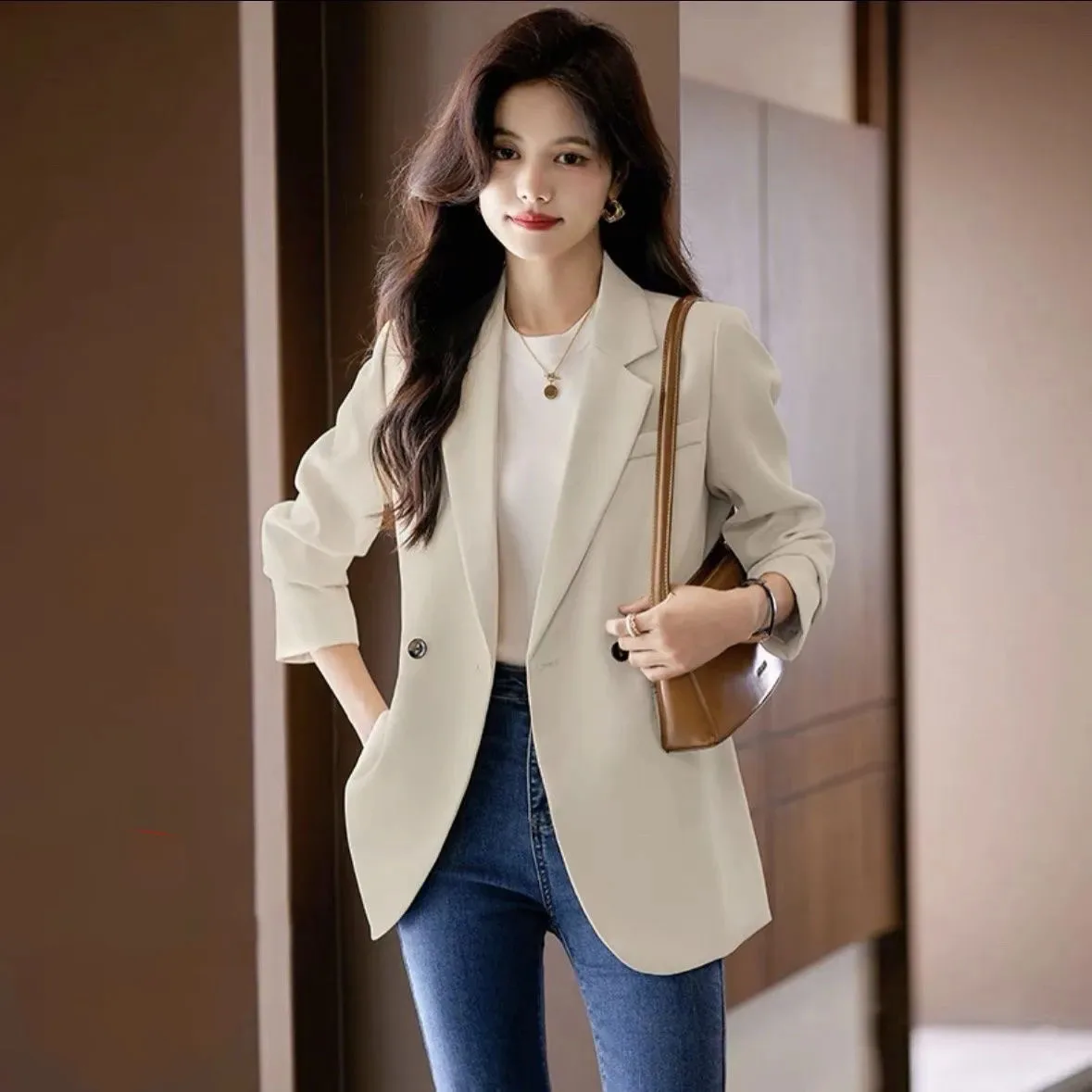 Spring Autumn Korean Blazers New Female Leisure High End Suit Long Sleeved Jacket Women Solid Color Short Chic Blazers Tops Coat