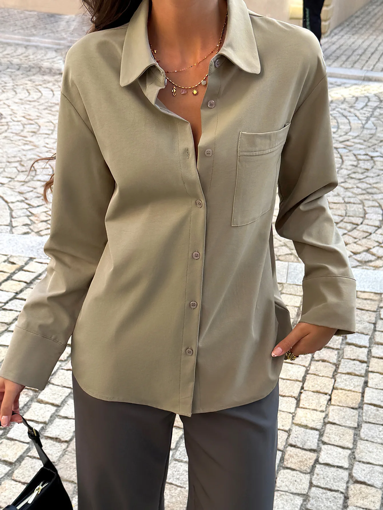 

Women Shirt 2026 Spring Autumn New Solid Color Pocket Design Turn-Down Collar Long Sleeve Slim Fit Single Breasted Shirt Top