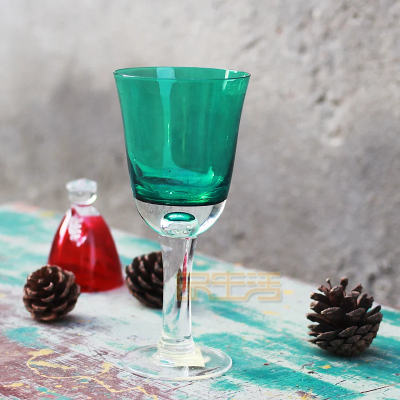 Scandinavian green and green glass, lead-free crystal glass champagne glass, glass, red wine glass, Baijiu, goblet.