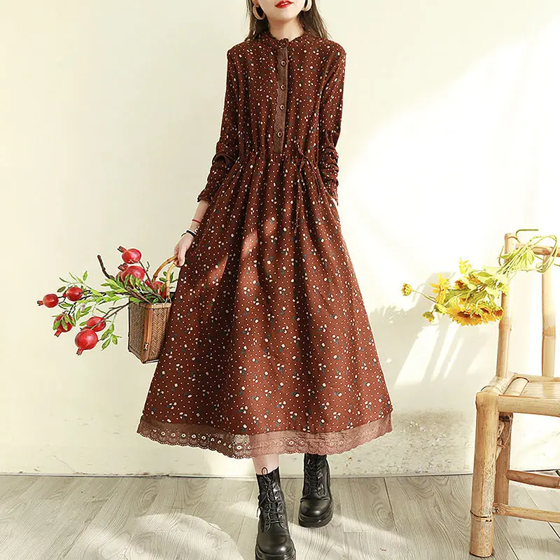 

Plush or Not Floral Dress with Thickened Lace Edges Long and Cinched Waist Slimming Long Skirt Wide and Pine Forest Style