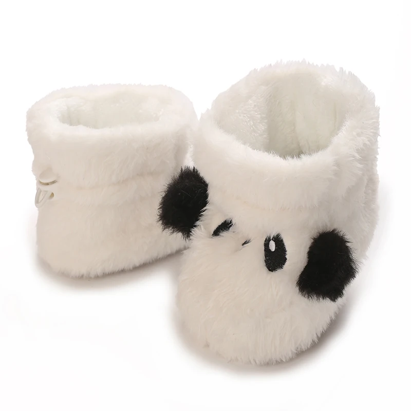 Warme Plüsch-Babyschuhe für den Winter, Mädchen-Fußbekleidung mit niedlichem Cartoon-Design, bequeme weiche Sohlen für Neugeborene von 0-18 Monaten. – Detail 14
