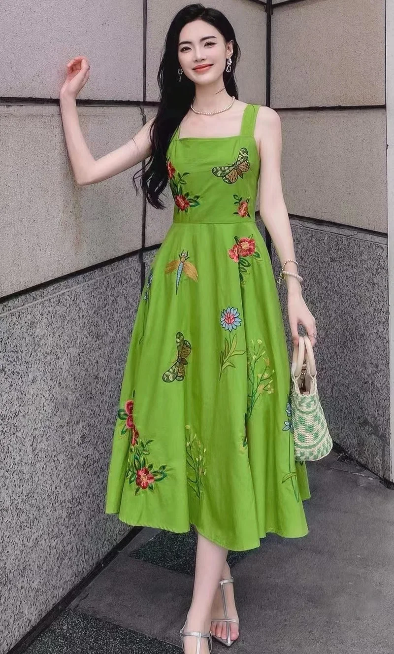 

Novia Party 2024 Fashion Summer Dress High Quality Women Spaghetti Strap Exquisite Embroidery Sleeveless Midi Khaki Green Dress