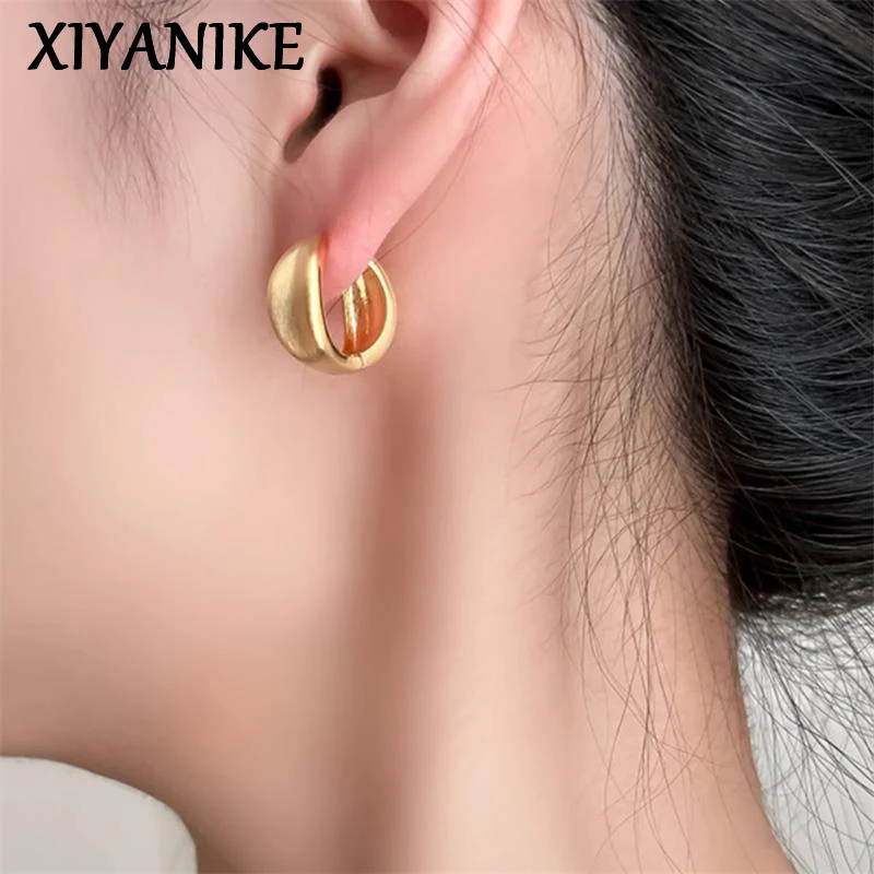 

XIYANIKE Metal Scrub Ear Buckle Hoop Earrings For Women Girl Classic Fashion New Jewelry Gift Party Daily серьги женс