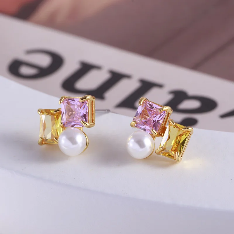 

KS European and American Fashion Trends, Colorful Sweet Temperament, Pearl Contrasting Color Stud Earrings, Niche and Versatile