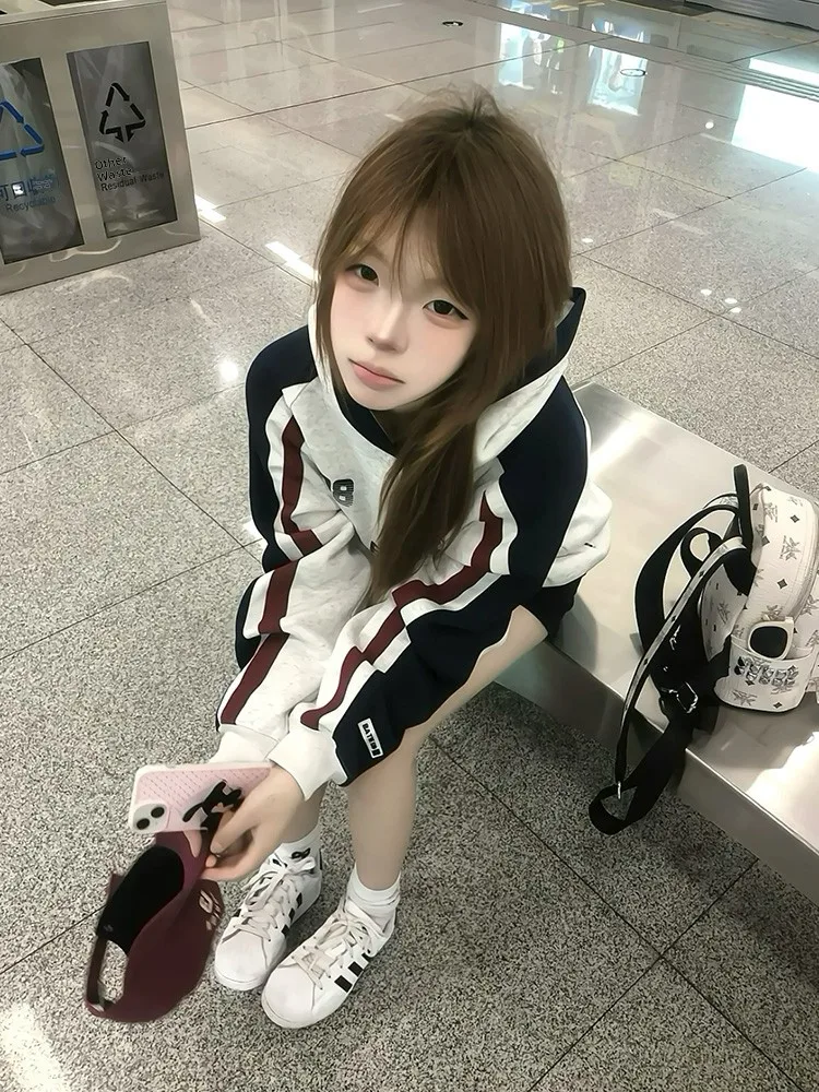 레트로 아메리칸 스플라이스 컬러 블록 후드티 여성용 오버사이즈 레이지 스타일 루즈 시크 아우터웨어 긴팔 스트릿웨어 스트라이프 프린트