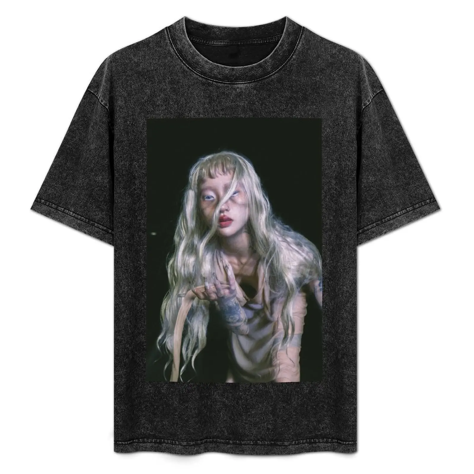 

Yeule Poster - Portairt T-Shirt Casual Minimalist Short Sleeve Top