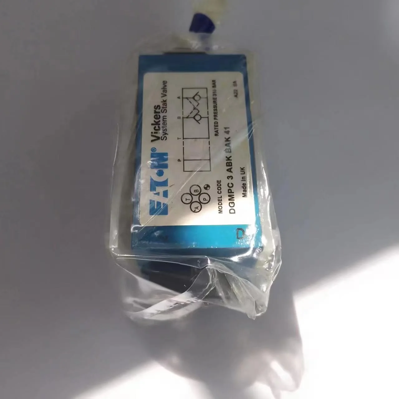 ea ton vic kers  solenoid valves DGMPC 3 ABK BAK 41