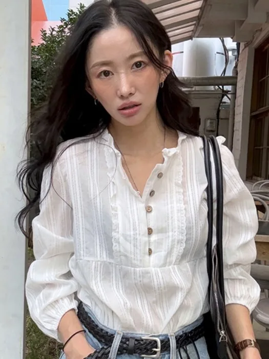 

Korean Style Sweet Wooden Trim Splice Shirt Women's New Spring Fashion Elegant Age-Defying Long Sleeve Top