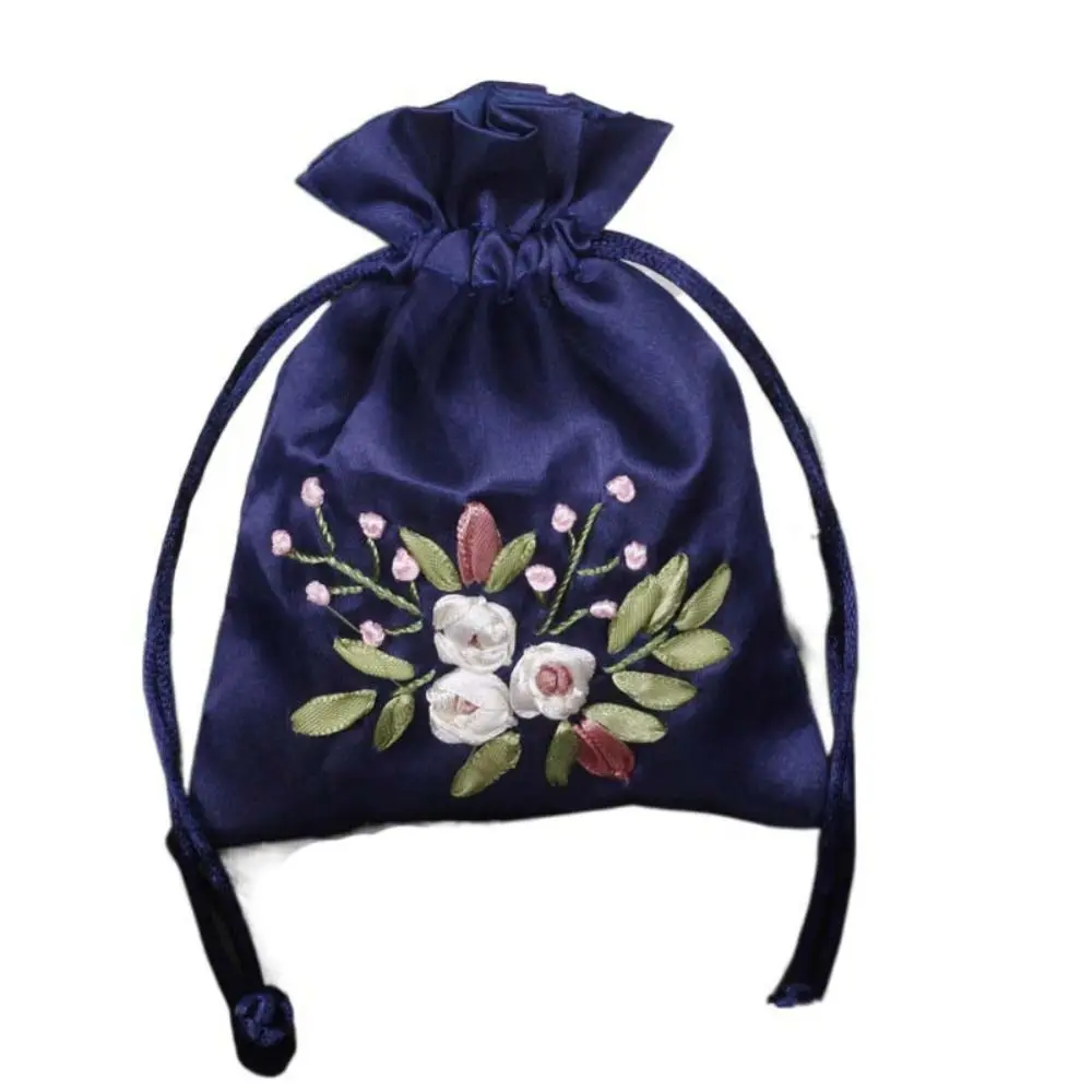 

Candy Bag Embroidery Flower Drawstring Bag for Filled Fragrant Herbs Small Pouch Cloth Storage Bag Gift Bag