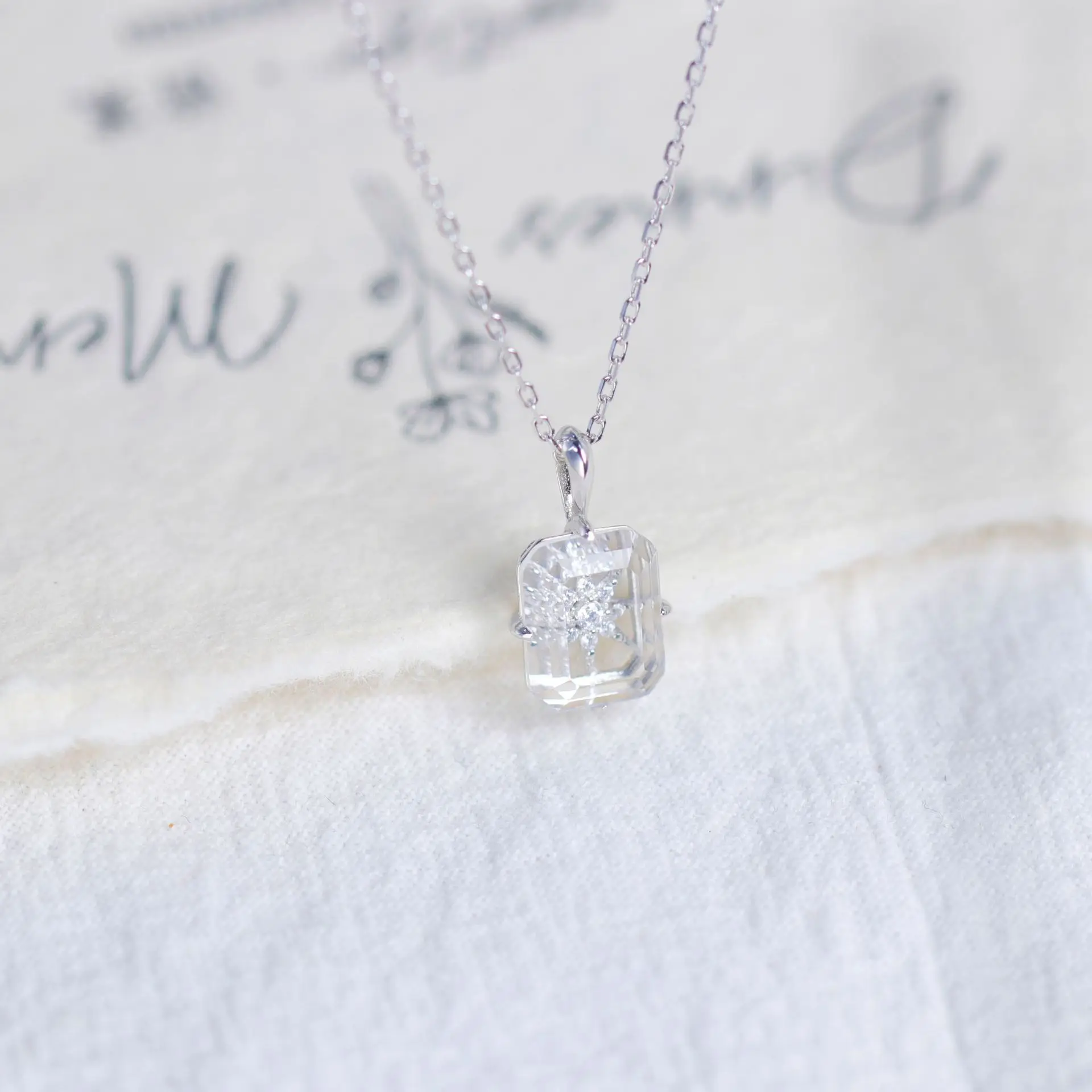 Dainty Faceted Natural Crystal Starburst Pendant Necklace 925 Silver Gold Plated Elegant Jewelry For Women Casual Wear Two Tones