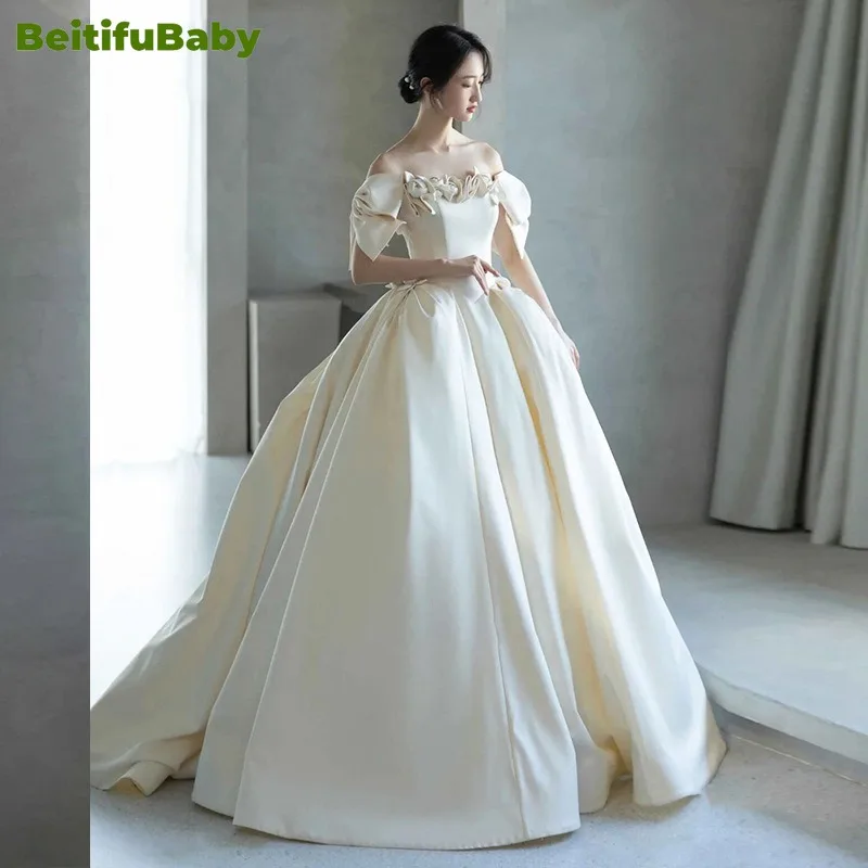 Beitifubaby Retro Women Custom Wedding Dresses Bridal Off-shoulder Sleeveless Ball Gown Butterfly Flowers Simple Wedding Dress