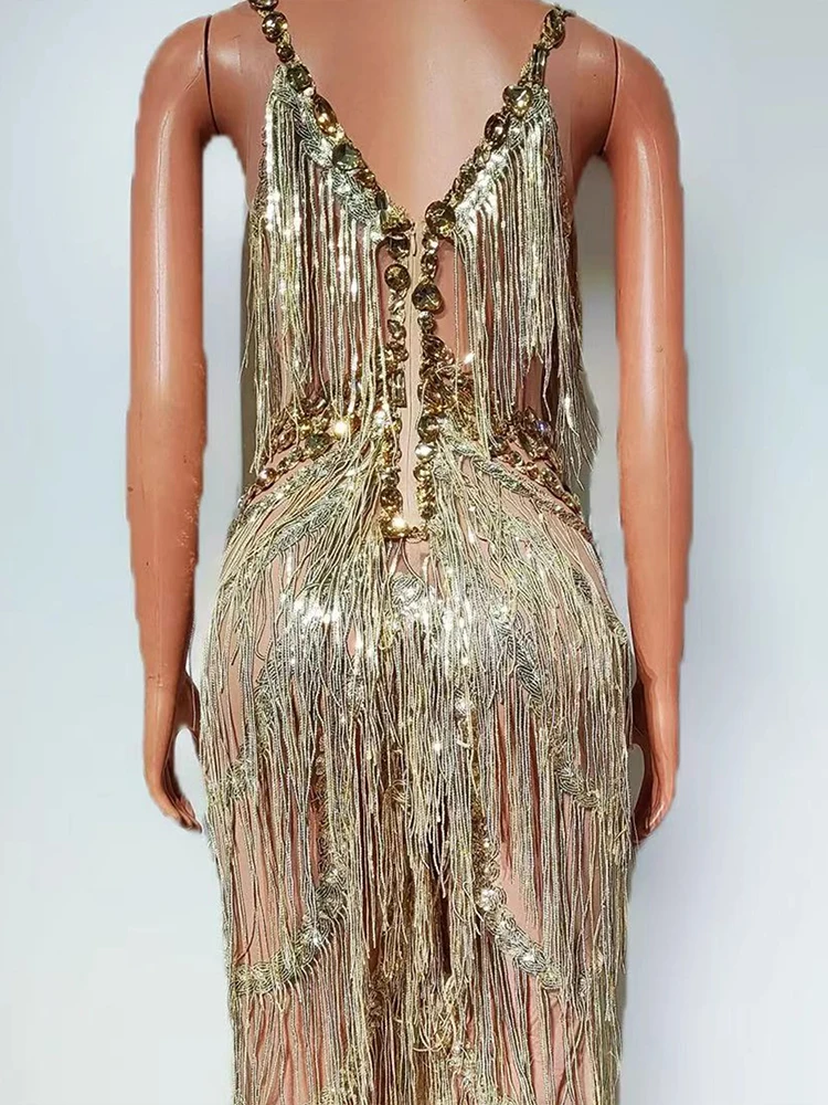 جودة عالية الساخن ختم شرابة مثير الحمالات بذلة 2025 ملابس نسائية عصرية جديدة