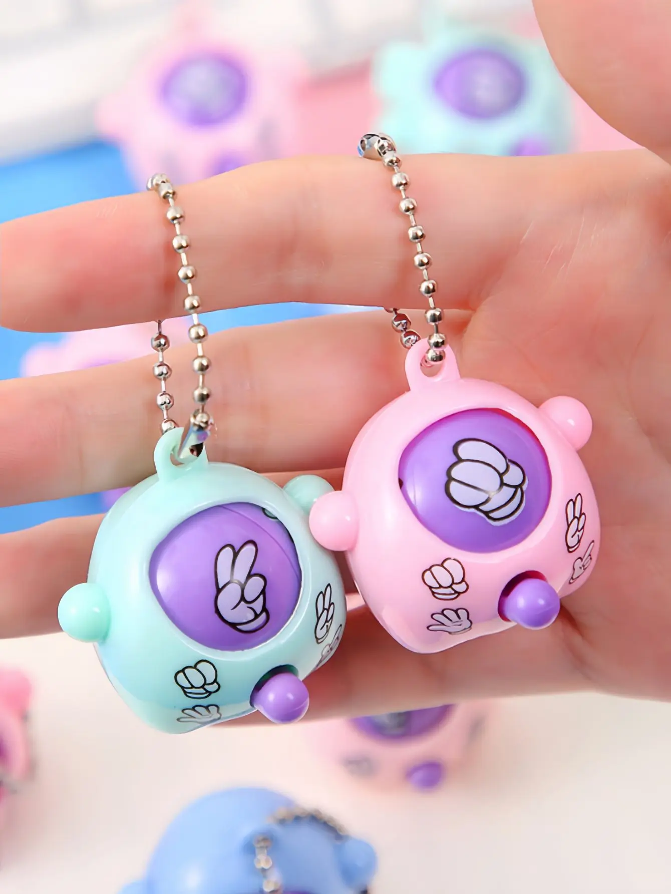 Creative and Innovative Face Changing Egg Stress Relieving Keychain Toy - Unique Design Keychain (Random Color) Pack of Five