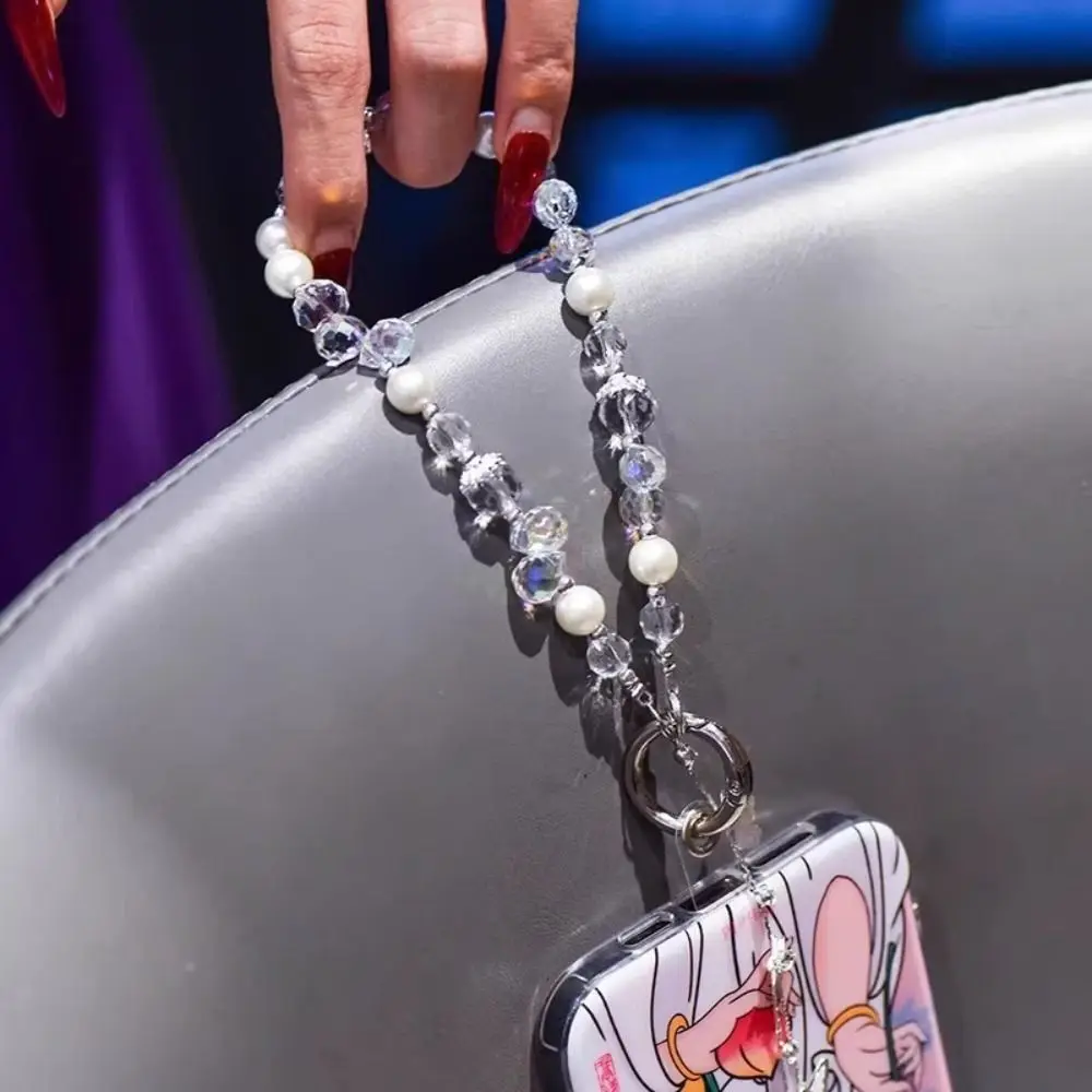 

Pearl Bling Crystal Phone Chain Short Beaded Tassel Butterfly Phone Lanyard Jewelry Ins Phone Case Wrist Strap Christmas Gifts