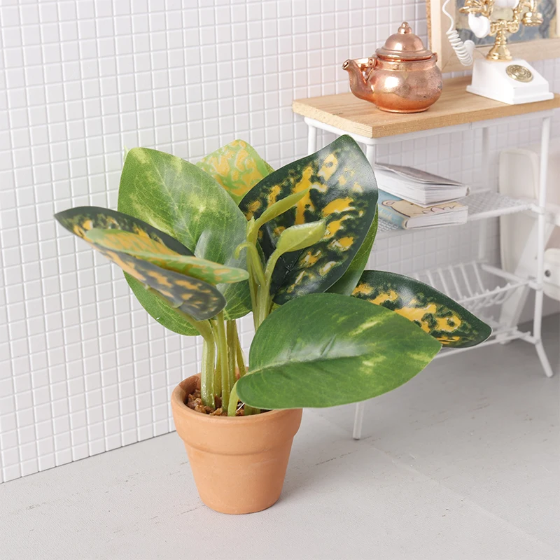Modelo de planta en maceta para casa de muñecas en miniatura a escala 1/12; Mini juguete de adorno verde de simulación para el hogar para decoración de casa de muñecas