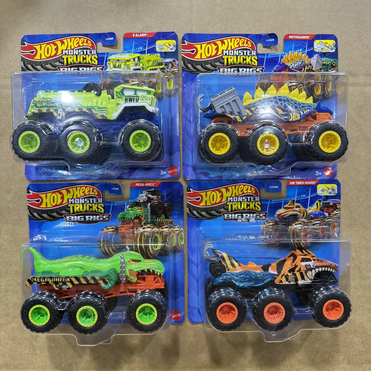 

Коллекционный набор моделей Hot Wheels Monster Trucks Big Rigs HWN86: 6-колесные литые машинки из сплава для мальчиков