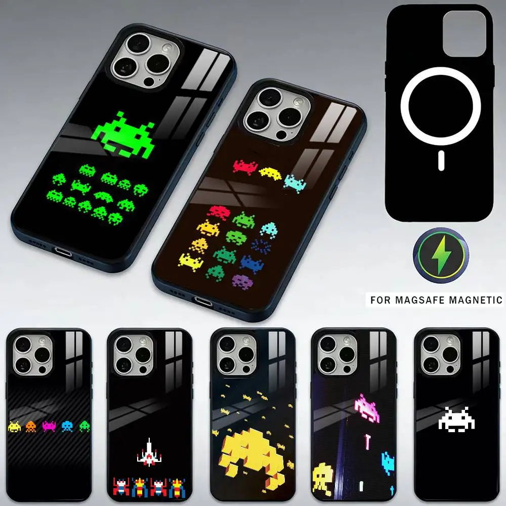 

Shooting Game S-Space Invaders Phone Case For iPhone17,16,15,14,13,12,11 Plus,Pro Max Magnetic For Magsafe Wireless Charging