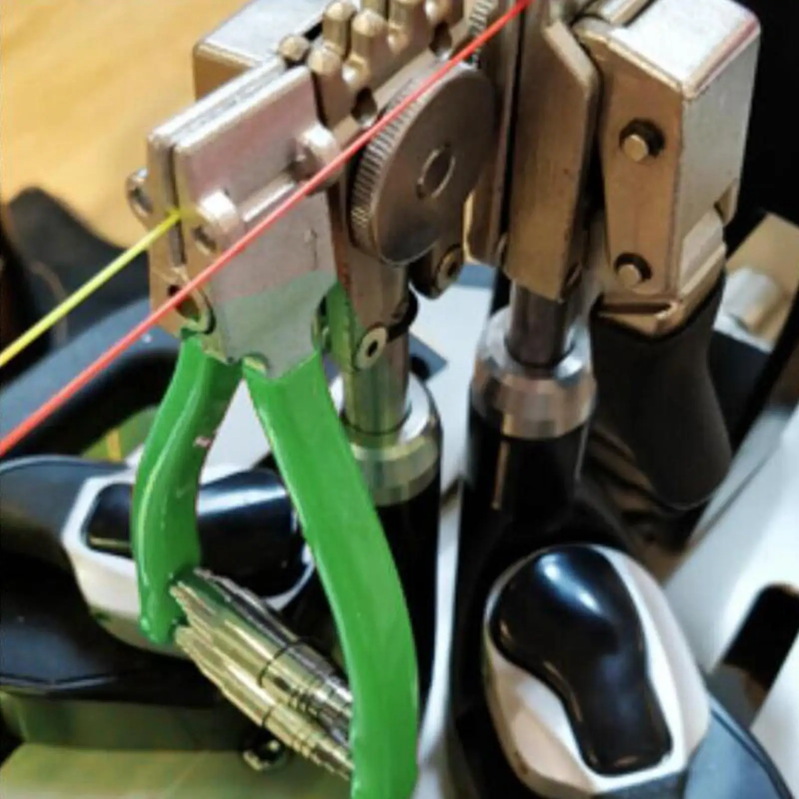 

Alloy Tennis Badminton Racket Stringing Starting Clamp Non Slip Handle for String Tension and Repair