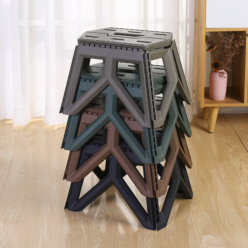 Outdoor Portable Folding Stool Camping Portable Plastic Stool Durable Mini Chair Fishing Square Camping Stool