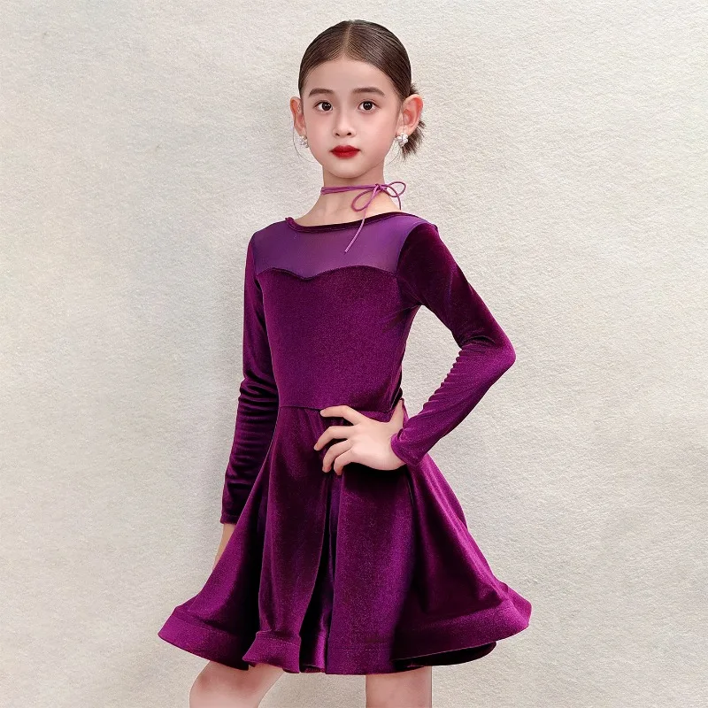 شتاء جديد ممارسة الرقص اللاتينية ملابس الأطفال فستان المرأة المخملية الراقية الأداء فستان محكم من عند الصدر ويتدلى بشكل واسع
