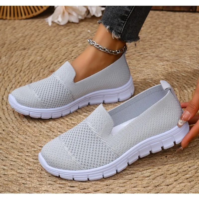 

Легкая женская повседневная обувь на мягкой подошве, летние дышащие вязаные слипоны, женские нескользящие удобные прогулочные туфли, большие размеры