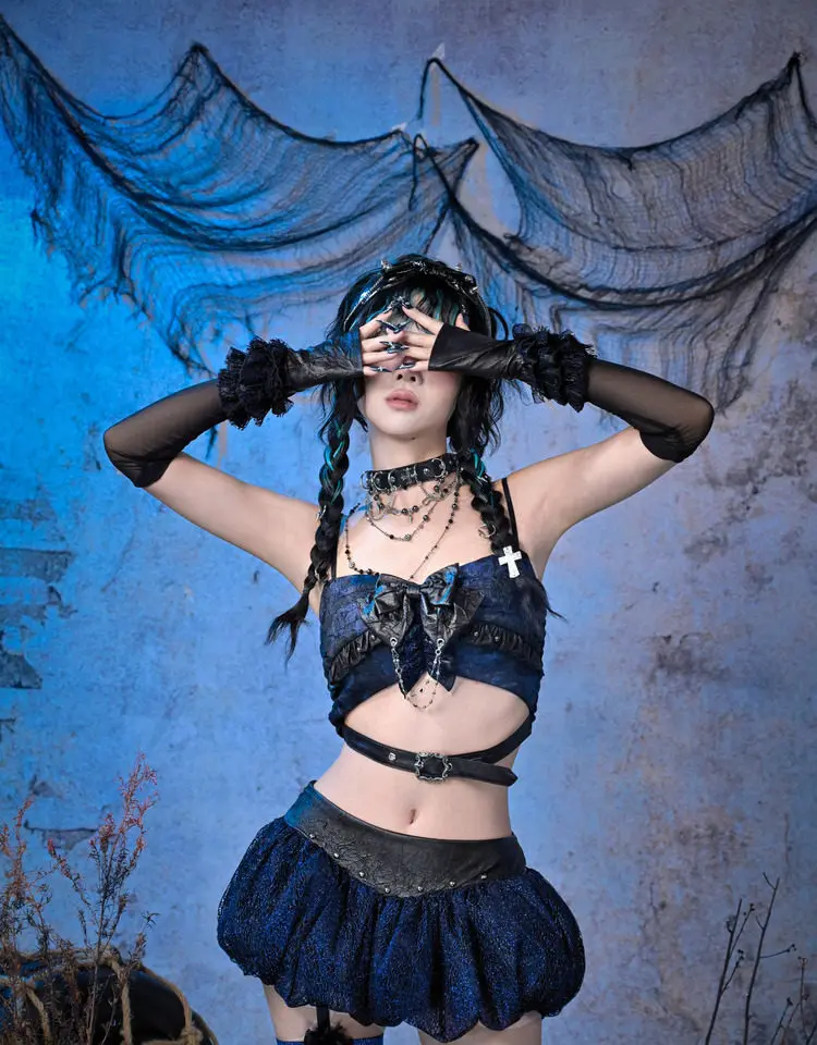 Virtual Orbit Original Y3k Hot Girls Butterfly Ruffles Tube Crop Top Punk Rock Bow Tie Chains Subculture Kawaii Spaghetti Tanks