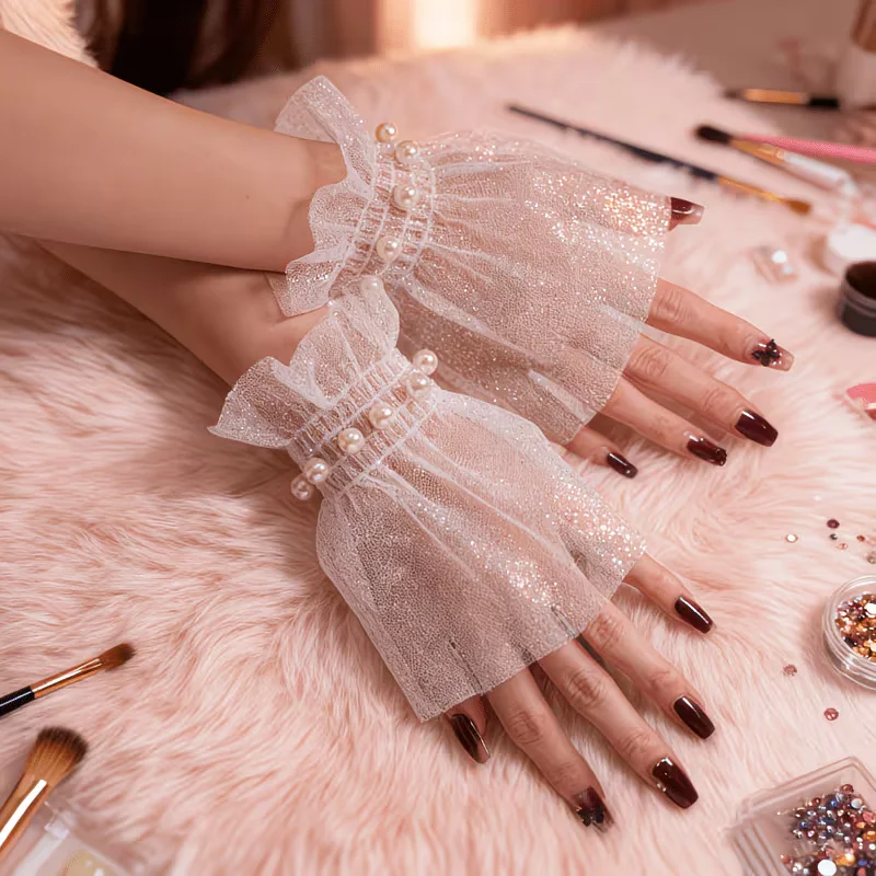 1-conjunto-de-luvas-de-renda-com-lantejoulas-brilhantes-e-perolas-para-nail-art-perfeitas-para-salao-fotografia-e-exibicao-com-detalhes-fofos-no-pulso