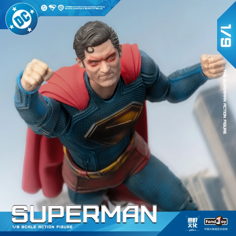 Figura de Acción de Superman con Licencia Oficial de DC de FondJoy: Versión Dañada en Batalla a Escala 1/9, Modelo Coleccionable de 19 cm (7.5 Pulgadas)