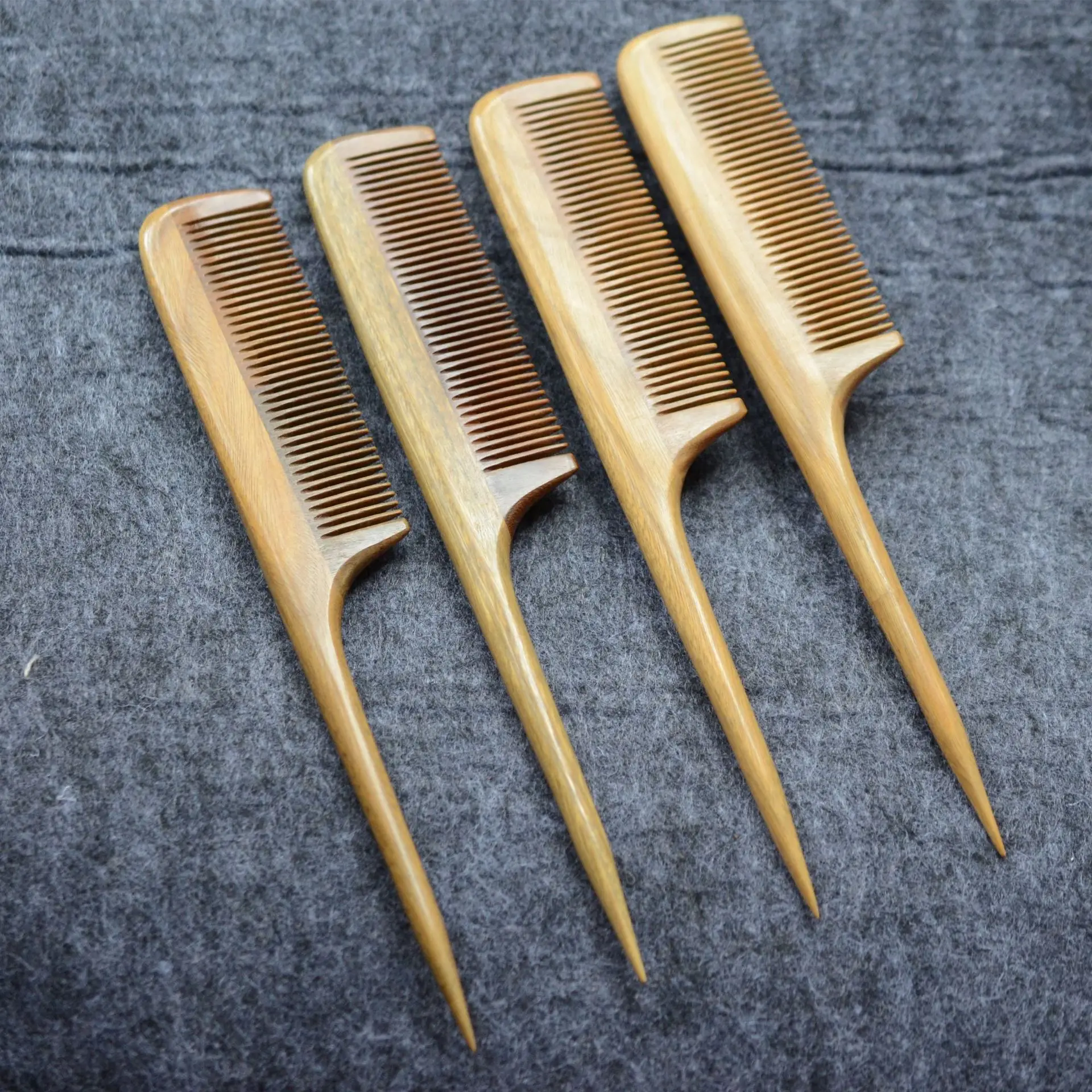 Natural Green Sandalwood Comb 21cm Fine Tooth Thickened Sharp Tail Comb Hair Styling Comb Hair Dressing Comb Natural Wood