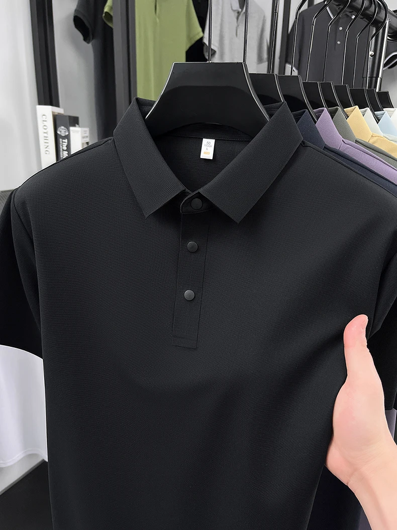 Hochwertiges Eisseide-Kurzarm-Poloshirt für Herren, klassisches einfarbiges, atmungsaktives Business-Casual-T-Shirt, neues Luxus-Oberteil für den Sommer. – Detail 31