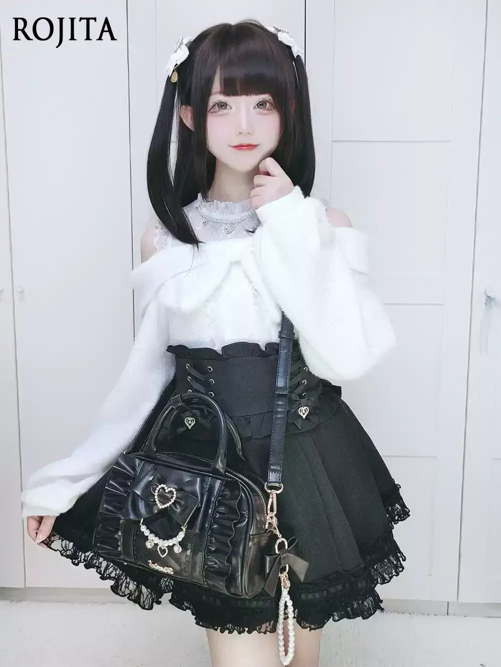 

Japanese Mass Produced Sweet Lolita Bag Fashion Pearl Pleated Bow Lace Zipper Large Capacity Messenger Bag Black Backpacks Women