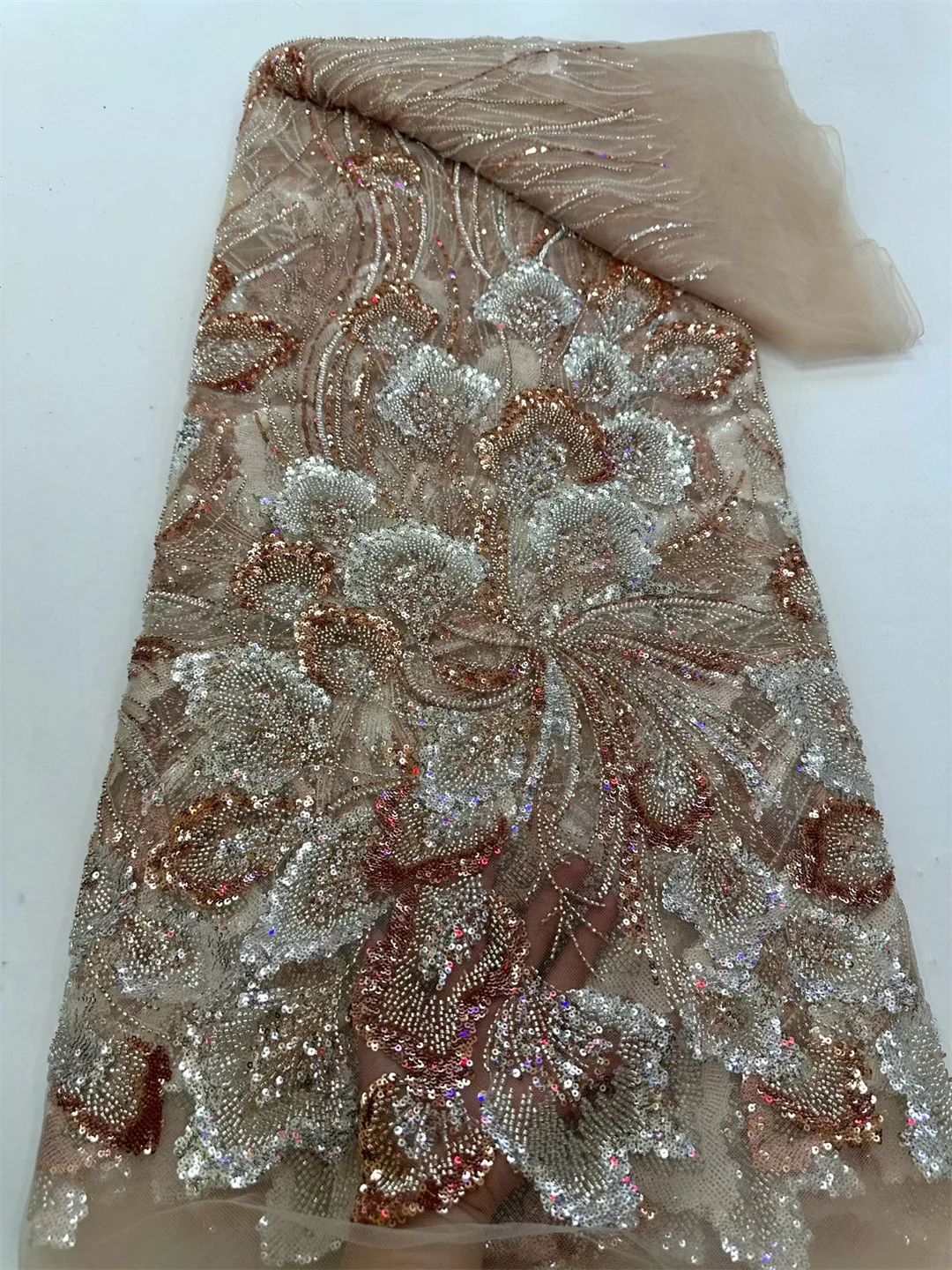 

Новейшая элегантная ткань из шифона и мягкого сетчатого кружева с большим количеством бисера, высшего качества, для вечерних и праздничных платьев 2026 года