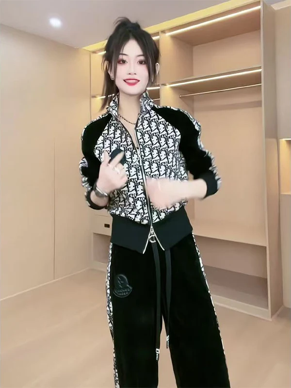 Casual Fashion Sportswear Set New Style Elegant Loose Slimming Outerwear Wide Leg Pants Two Piece Set Age Reducing Trendy