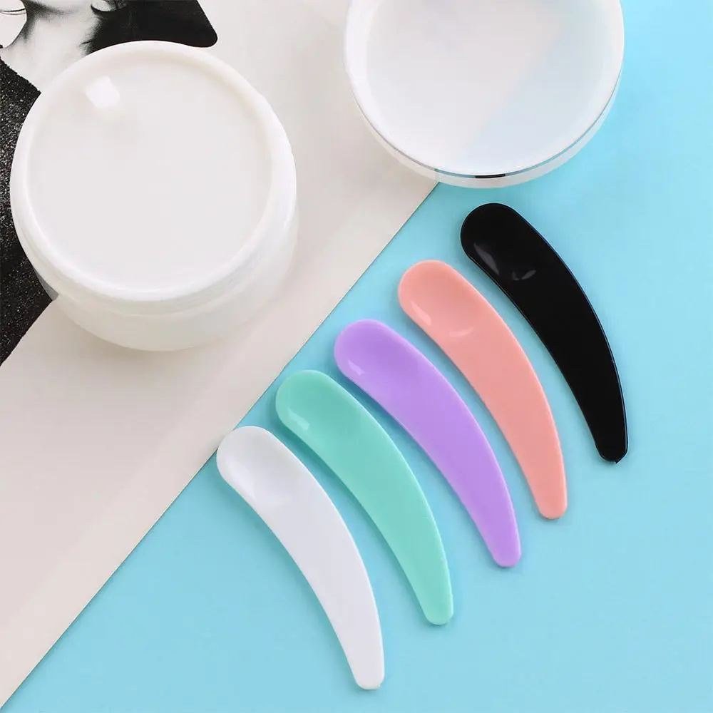 30pcs Mini Disposable Cosmetic Spatula Scoop Plastic Spoon Facial Mask stick Makeup Maquillage Tools Equipment Face Beauty