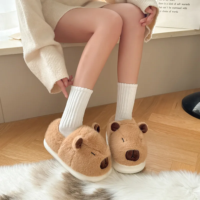 Capybara-Plüsch-Hausschuhe für Damen, flauschige Winter-Mules, Plateauschuhe, Mädchen-Freizeit-Innen-Schlappen, flauschige Fell-Slides, Unisex-Schuhe – Detail 4