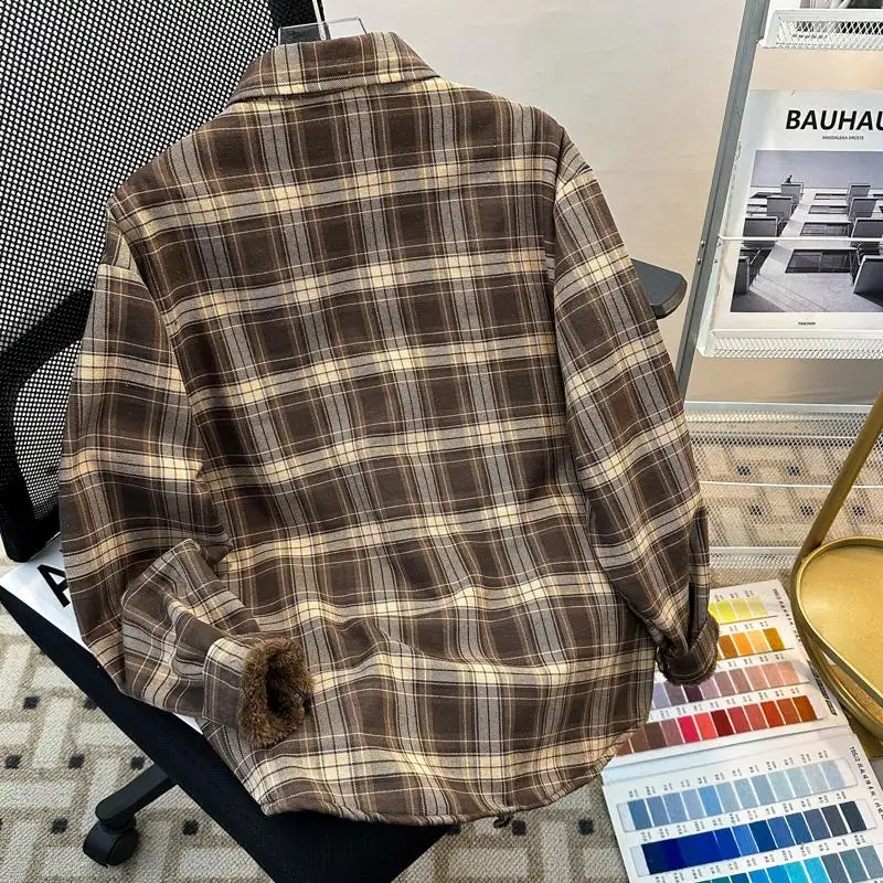 Retro American Plaid Shirt Men's Autumn Winter Thickened Long Sleeve Flannel Lined Outerwear Youth Fashion Casual Wear