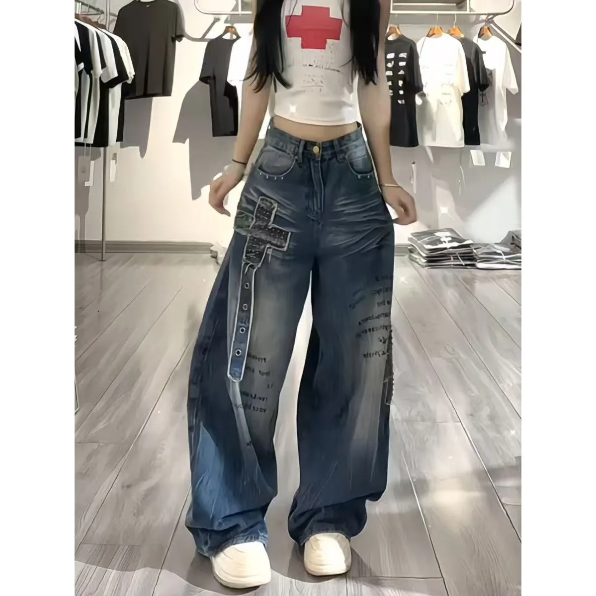 

2026 Новые женские свободные универсальные широкие длинные брюки с прочными заклепками и нашивками для американской уличной атмосферы