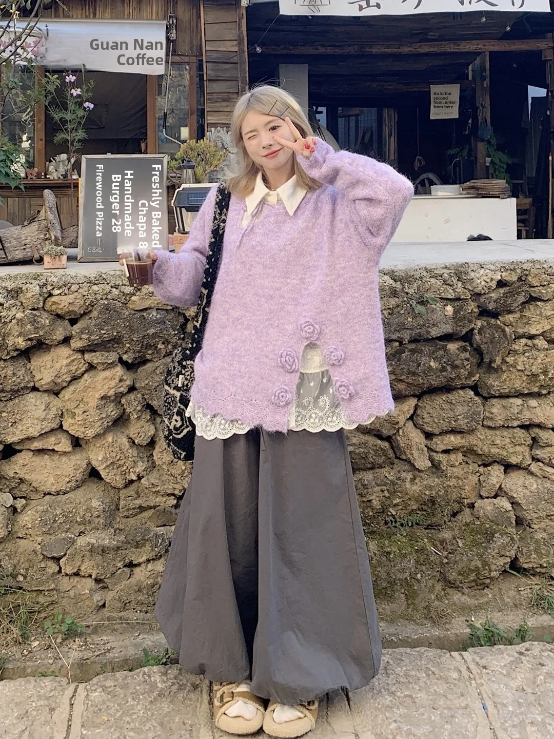 

Женский винтажный свободный свитер больших размеров с длинными рукавами, фиолетовым цветочным принтом и кружевной отделкой, комплект из двух предметов, осенне-зимняя модная коллекция