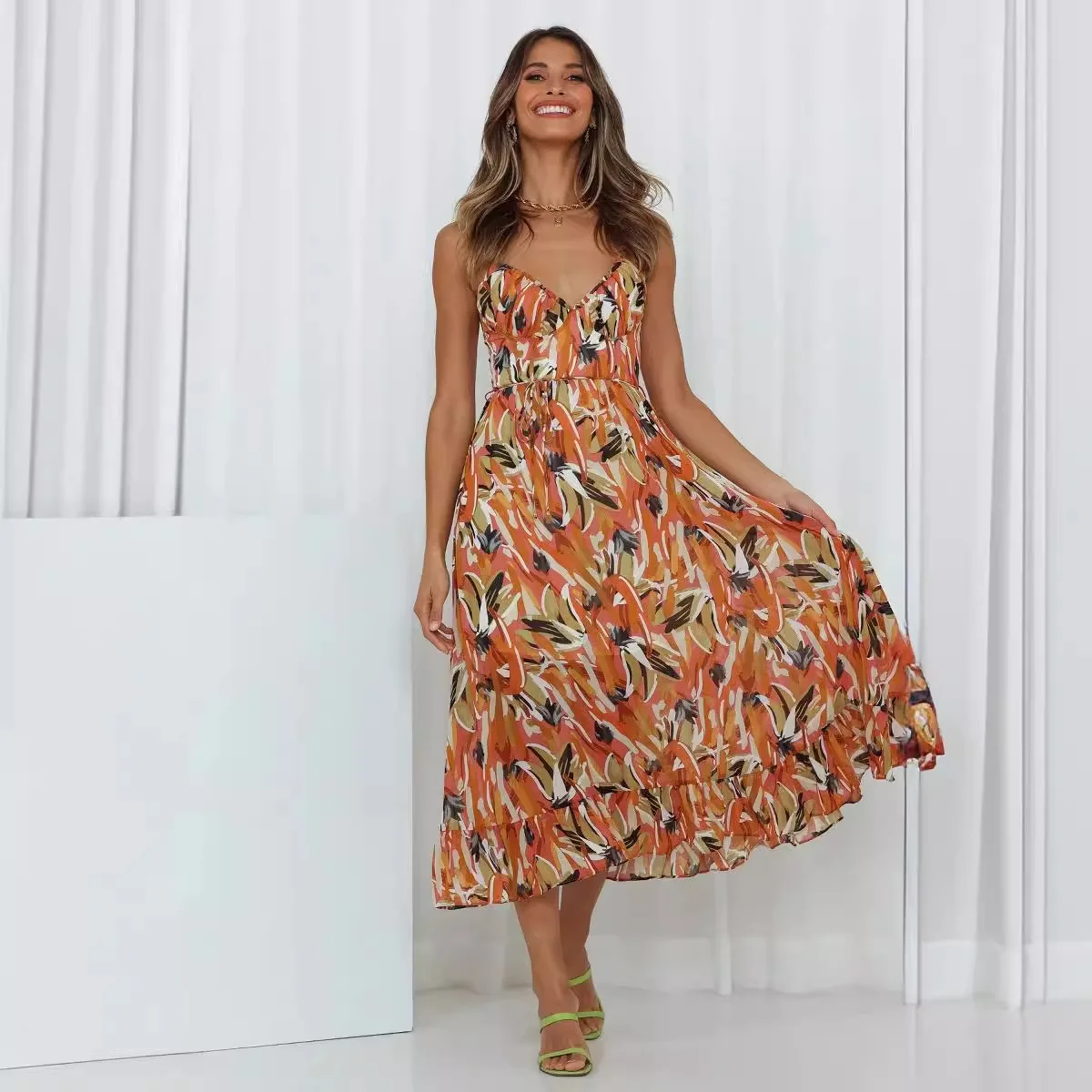 Zomervakantie Spaghettibandjurk Catwalk Vrouwen Enkele Rij Knopen Bloemenprint Strandvakantie Midi Vestidos Hemd