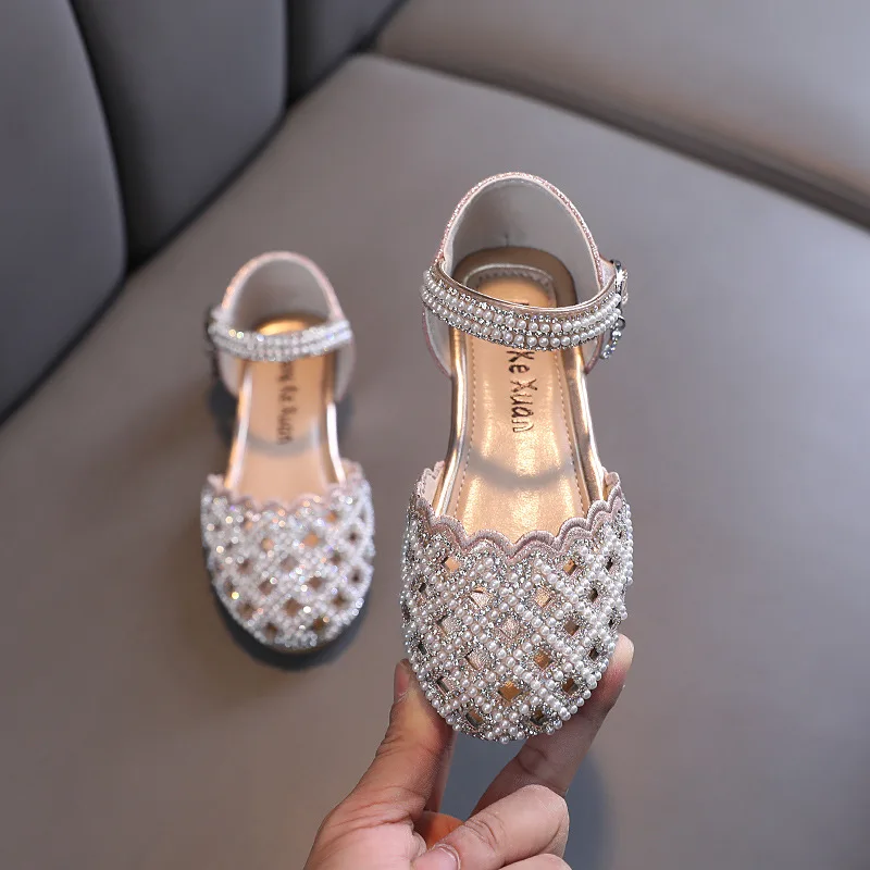 New Girls Shoes Kids Flats Sandals Princess Rhinestone Party Sandals Children's Pearl Hollow Out Beach Shoes Baby Toddler Shoes