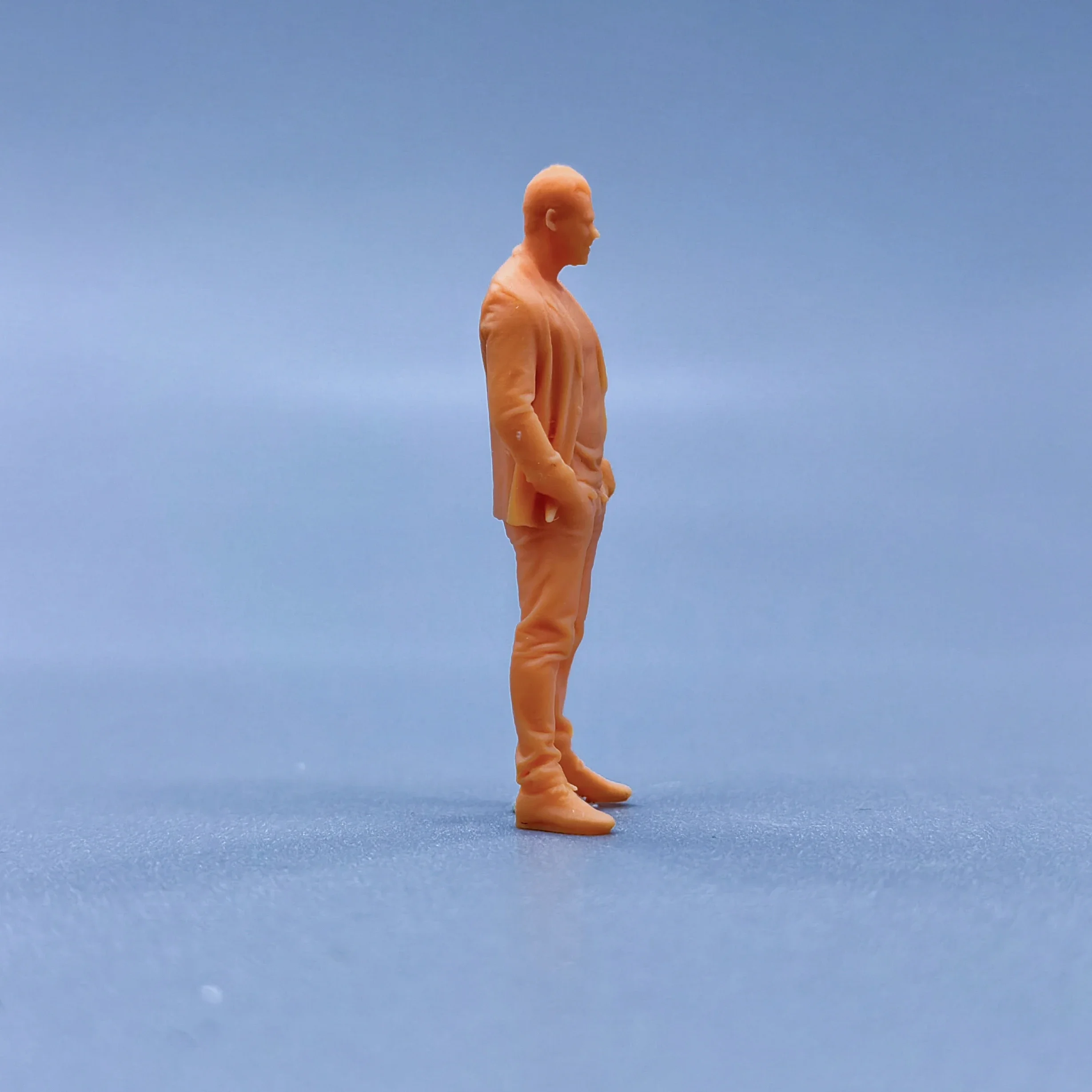 1/64 1/43 Figurine Modello in scala Resina Uomo di mezza età Miniature non colorate Diorama Dipinto a mano L127