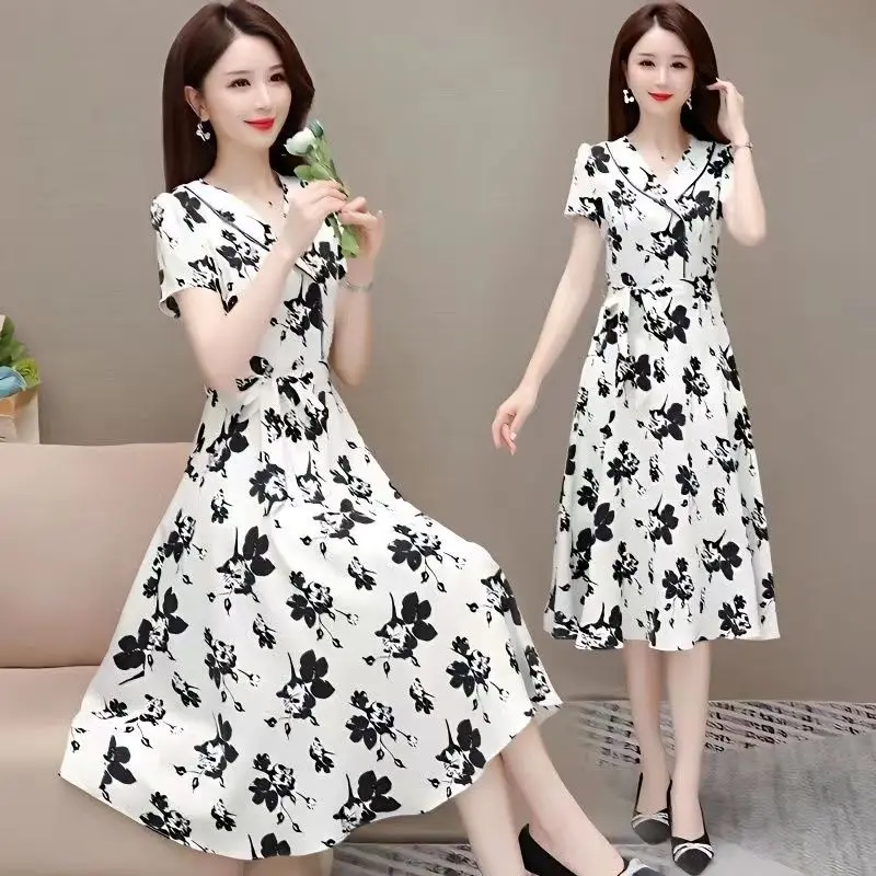 Women 2023 New Summer Temperament Dress High-end Foreign Style Age Reduction Slimming Cover Flesh Waist Cinched